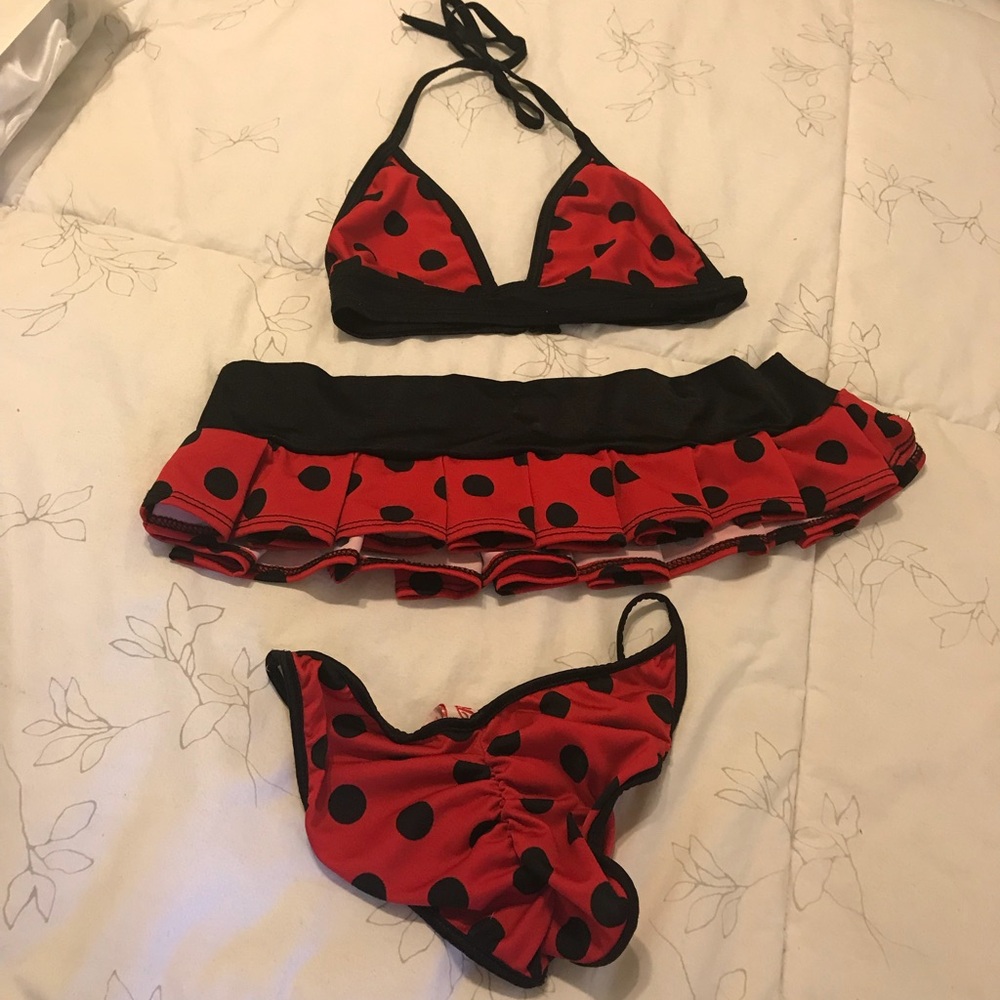 SEXY Ladybug - Picture 2 of 2